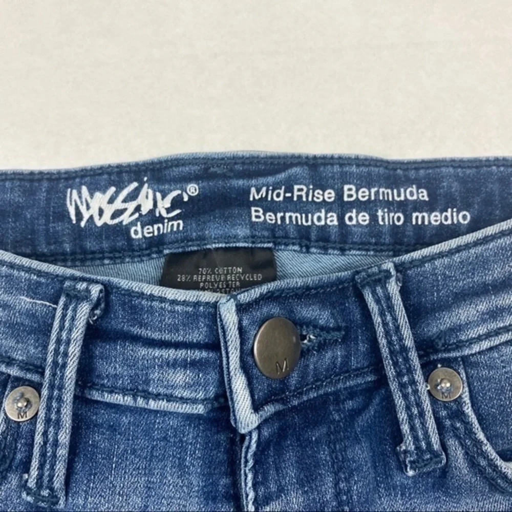 Mossimo‎ Power Stretch Distressed Bermuda Short
